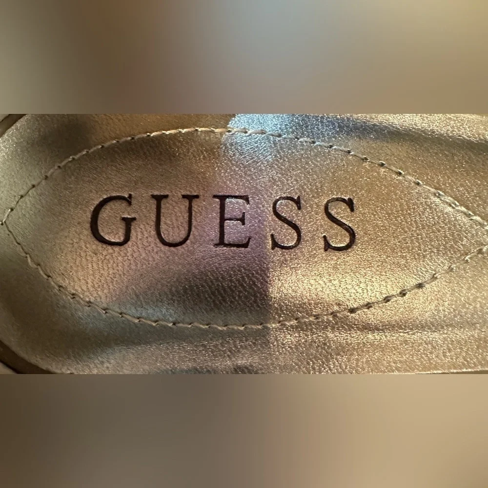 Guess Stiletto 5” Heels 1.25” Platform Taupe Patent & Faux Suede Women’s Sz 9.5M